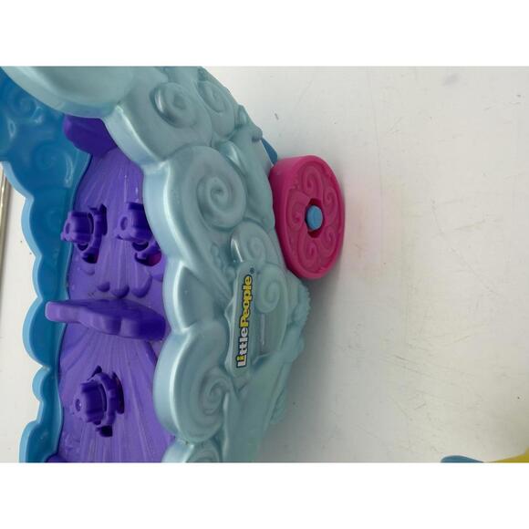 Little People Disney Little Mermaid - Picture 2 of 3